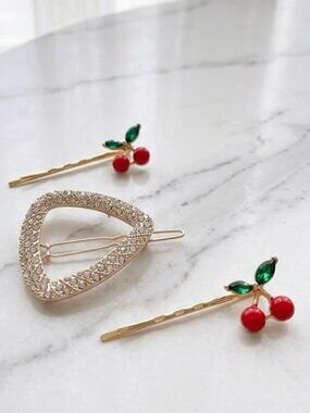 *New* 3 Piece Ladies Cute Accessory Set